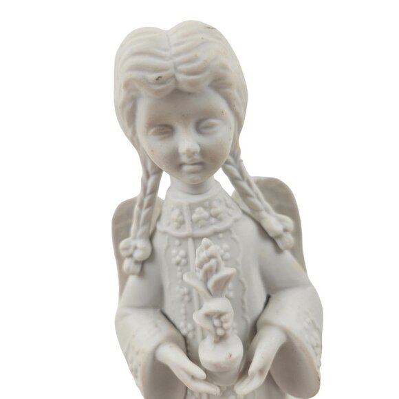 Vintage Avon White Bisque Porcelain Angel Figurine Holding Flower Vase Music Box - Picture 3 of 9